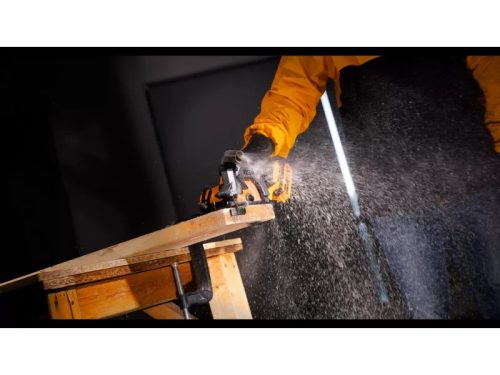 INGCO Akkus körfűrész 140 mm szénkefe nélküli 20 V (akku és töltő nélkül)